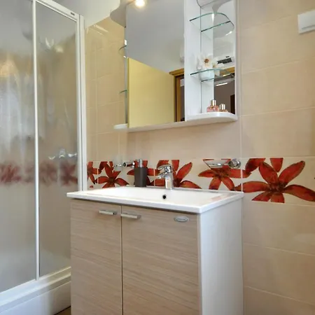 Lory Apartmán Pula